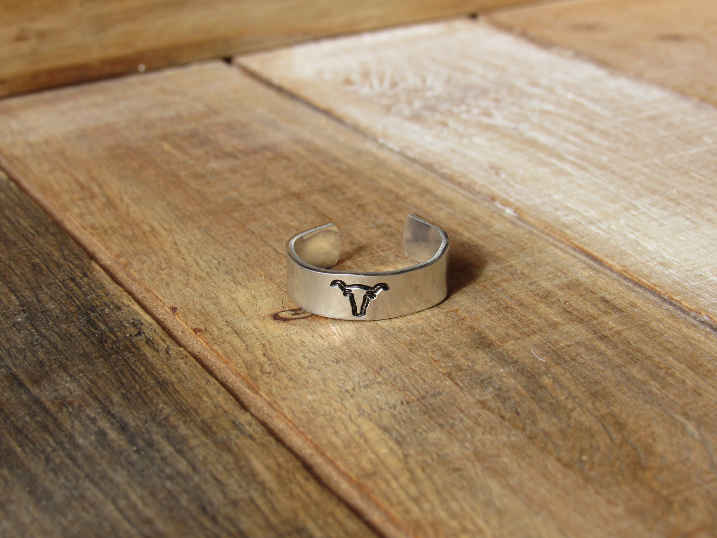 Stamped Longhorn Ring